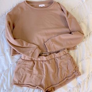Colsie size M lounge set